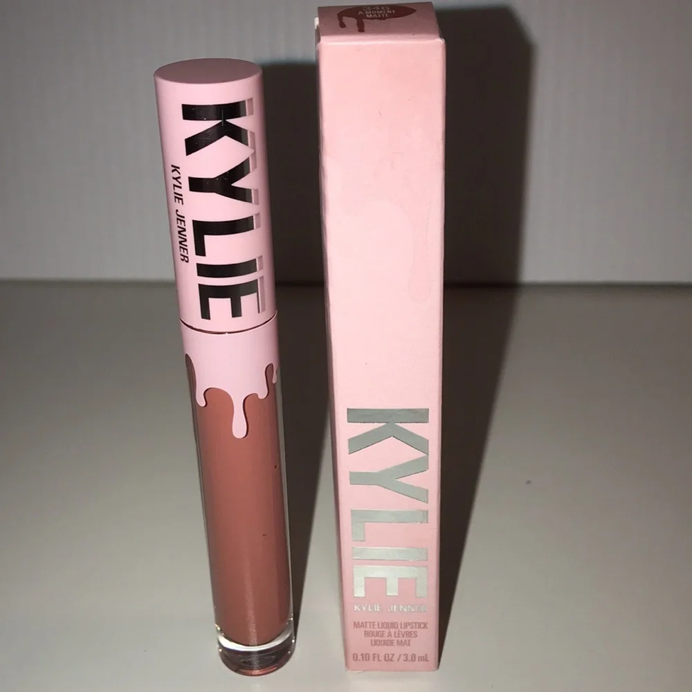 Kylie Matte Liquid Lipstick a moment NEW